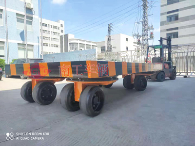 20吨重型华亿(中国)带4个转盘3I.jpg