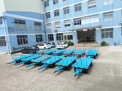 3吨全挂式牵引华亿(中国)可拆护栏I.jpg