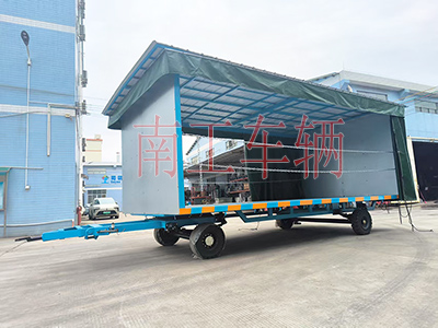 5吨雨篷拖车 牵引华亿(中国)4I.jpg