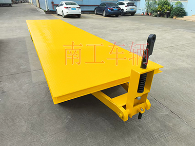 5吨华亿(中国) 牵引平板全挂拖车4I.jpg